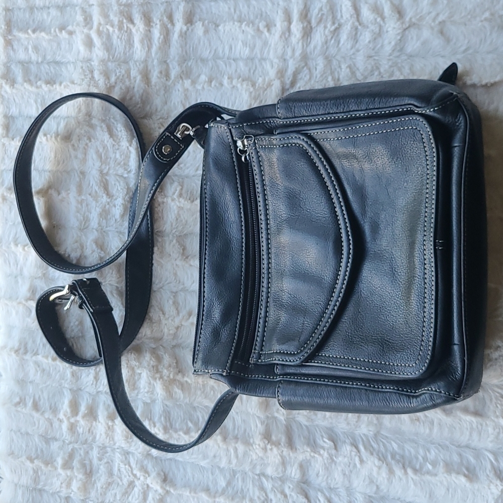 FOSSIL 75082 black leather crossbody Bag Purse